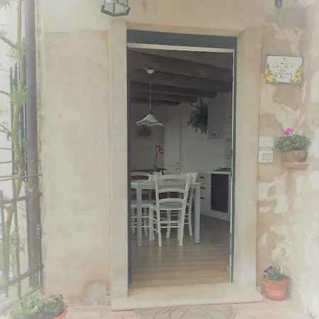 La Casa Nel Bosco Apartment